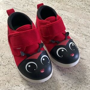 Ikiki ladybug shoes 7 toddler